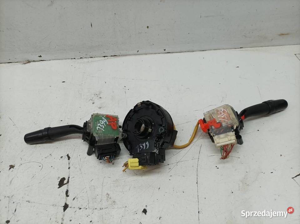 PRZEŁĄCZNIK ZESPOLONY TAŚMA KPL Toyota Avensis