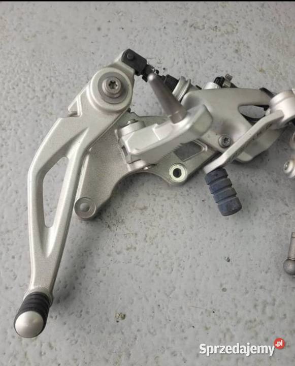 BMW R NINE T R 1200 PODNÓŻEK SET PRAWY DŹWIGNIA Nowy Tomyśl