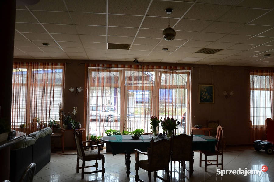 Komornik działki z motelem i stacją paliw w 283zł/m2 Wityń