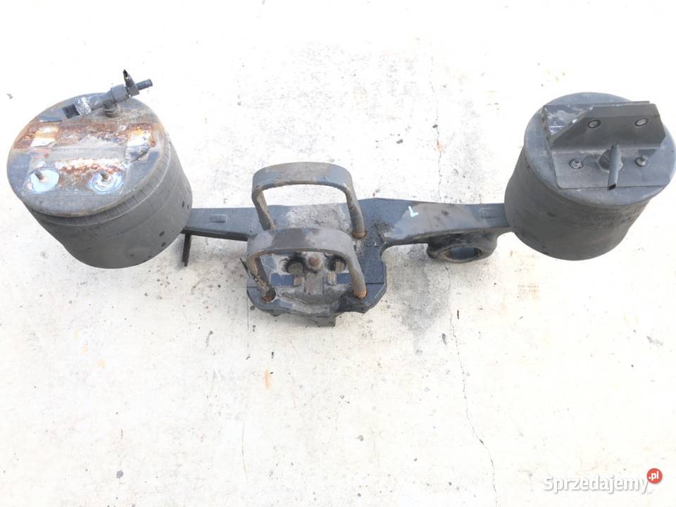 MOCOWANIE PODUSZEK LEWE DAF CF