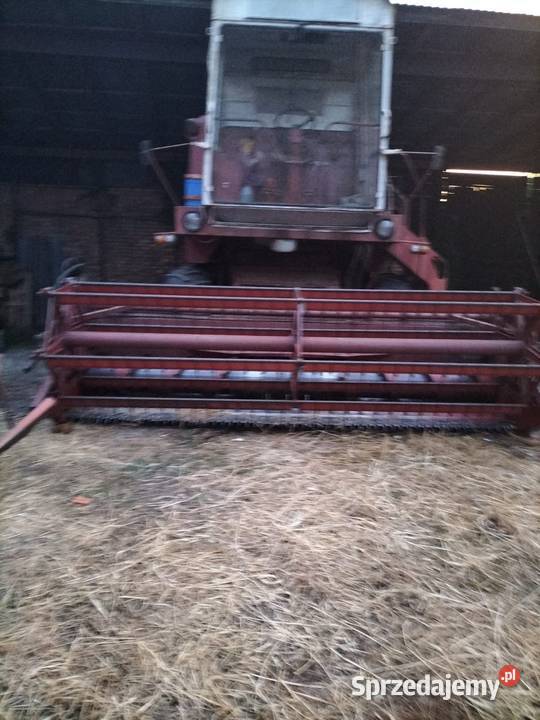 Kombajn Bizon Z056 Chróścina
