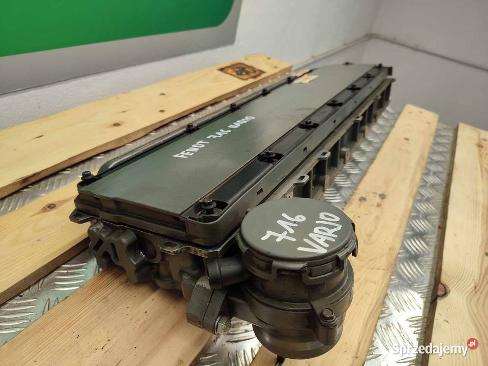 Pokrywa zaworów Fendt 716 Vario 04250595R