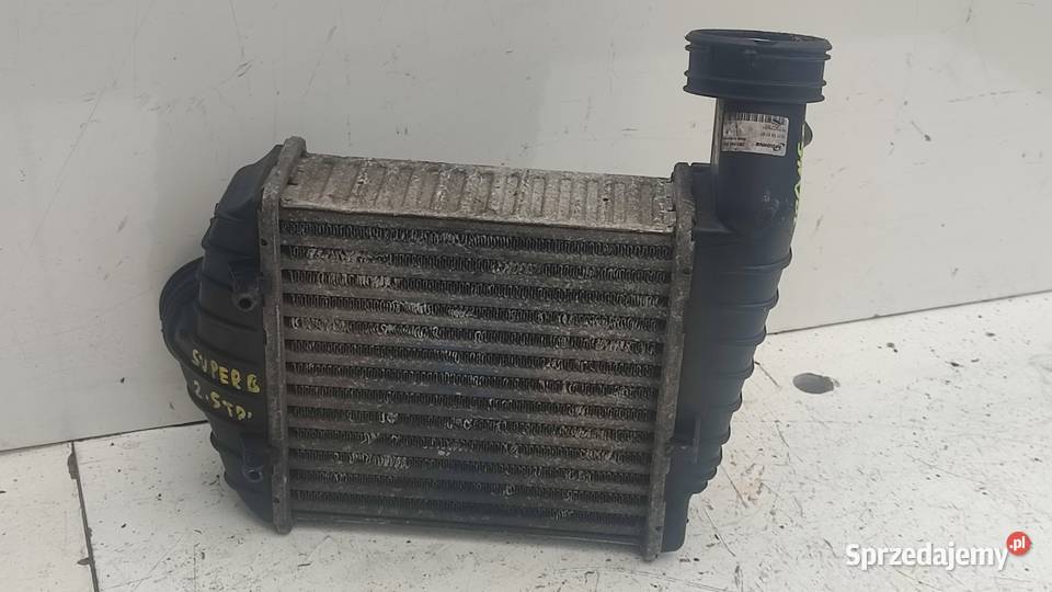 28CHŁODNICA INTERCOOLER LEWA SUPERB I 25 TDI Chłodnice powietrza (intercoolery) Włoszczowa
