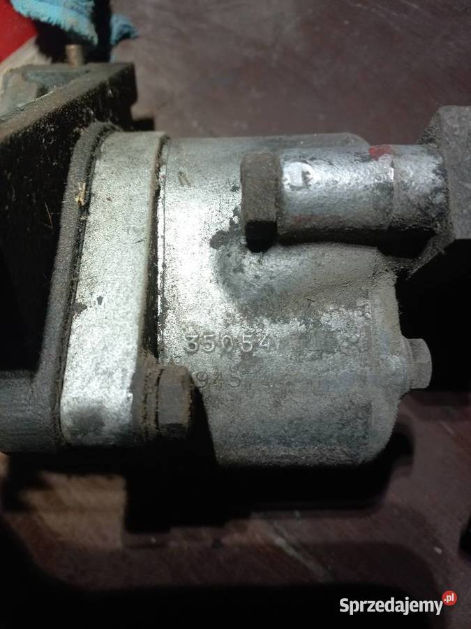 Pompa hydrauliczna silnik MF Izdebno-Kolonia