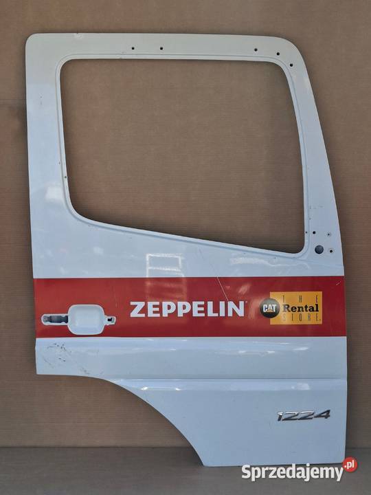 MERCEDES ATEGO DRZWI PRAWE ORYGINAŁ A9737201005 Bieleń