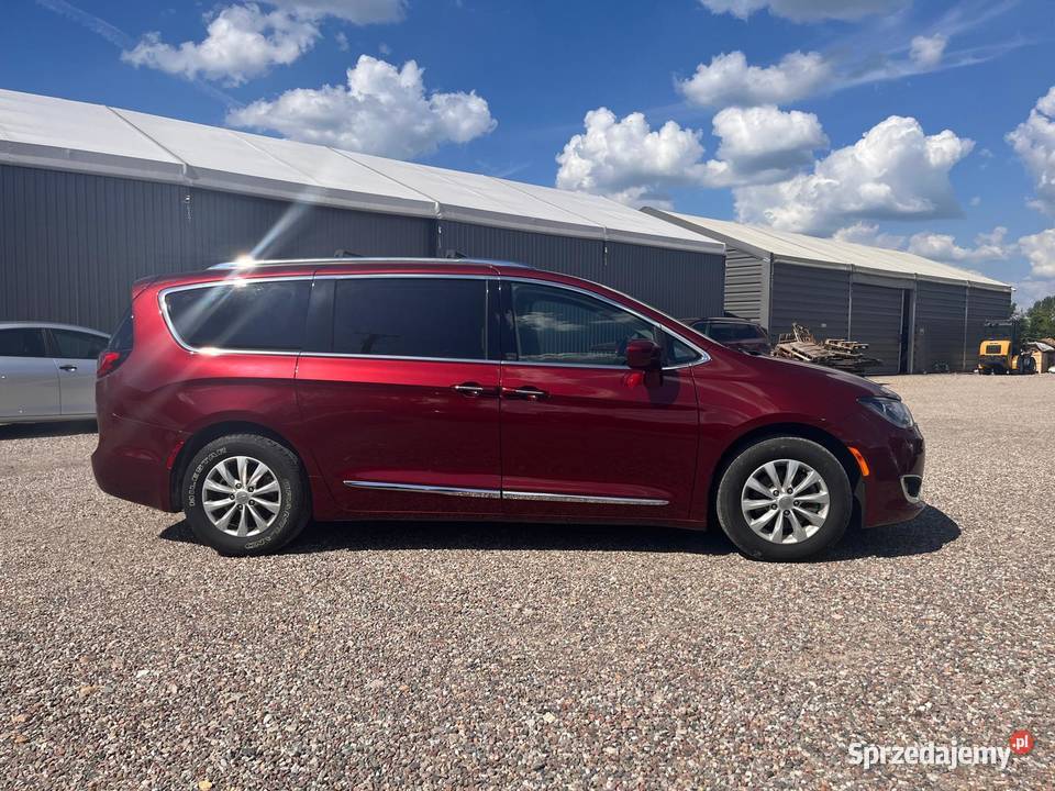 Chrysler Pacifica 36 Touring L 2019 benzyna z benzyna