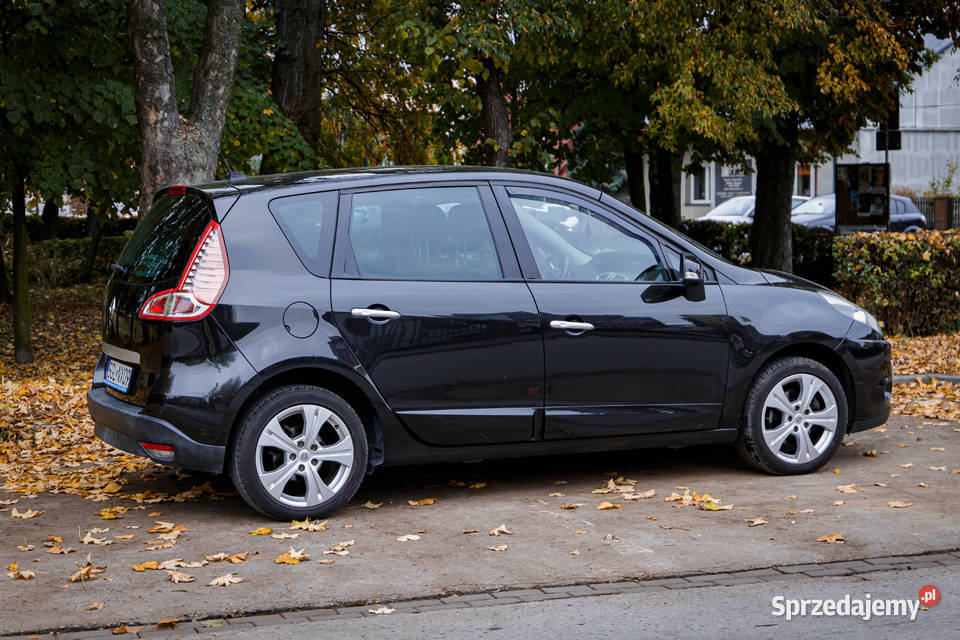 Renault Scenic III 16 BenzynaGaz Koła zimowe nieuszkodzony Samochody osobowe Jędrzejów