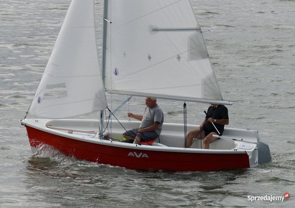Posezonowa uniwersalnych łodzi żaglowych AVA Gdańsk
