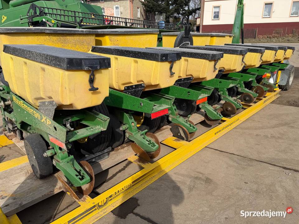 Siewnik zbożowy John Deere 740A Nowa Ruda