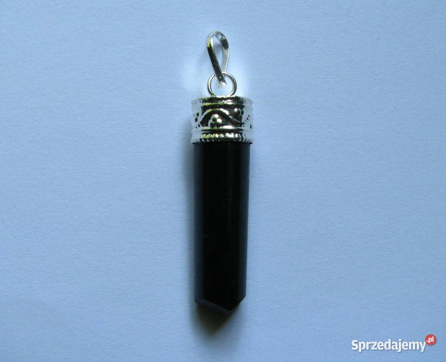 Wisiorek czarny turmalin zawieszka Brwinów