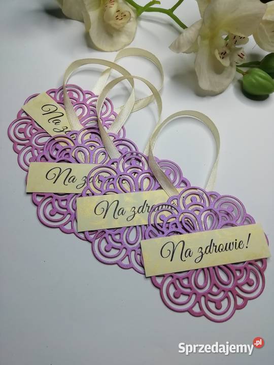 Różowe kremowe fuksja ażurowe zawieszki na wódkę Lubin