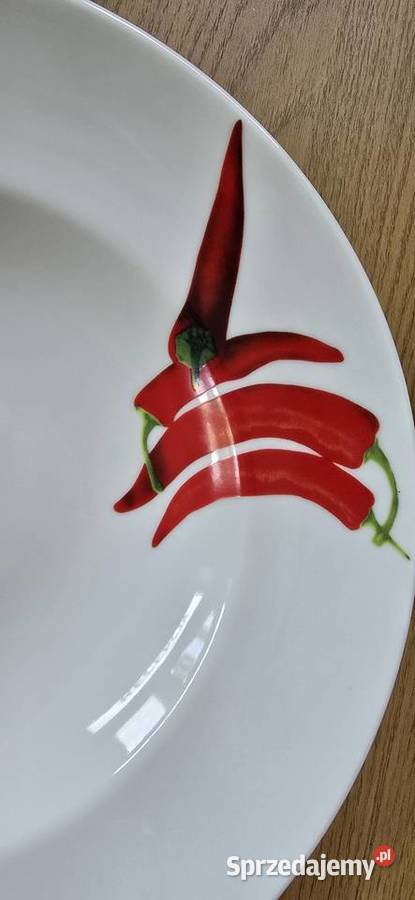 BIAŁY PORCELANOWY GŁĘBOKI TALERZ DO ZUPY SAŁATKI Pozostałe Mielno sprzedam