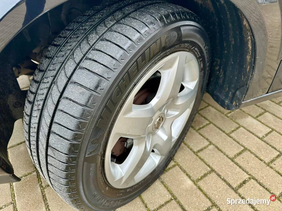 ŁADNA ASTRA 14 BENZYNKA 90 2007 LIFT 2 KMP KÓŁ 2 Motoryzacja Kutno