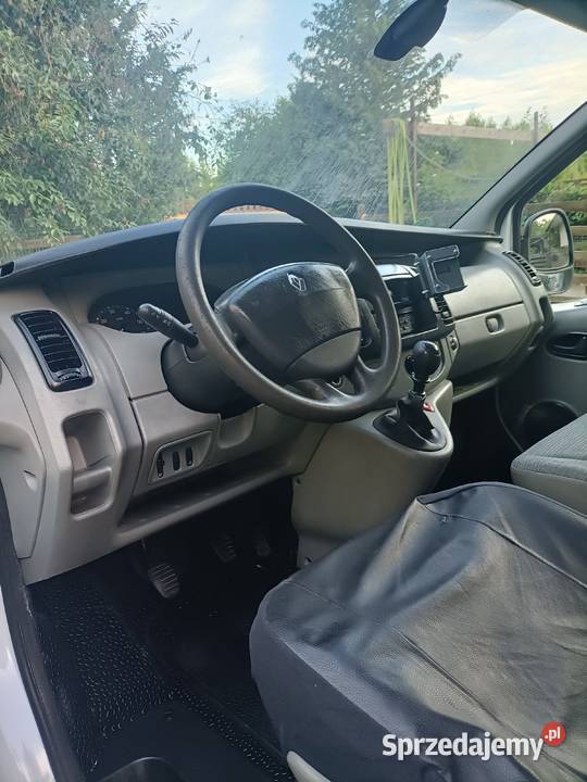 RENAULT TRAFIC 20 DCI facelift hak