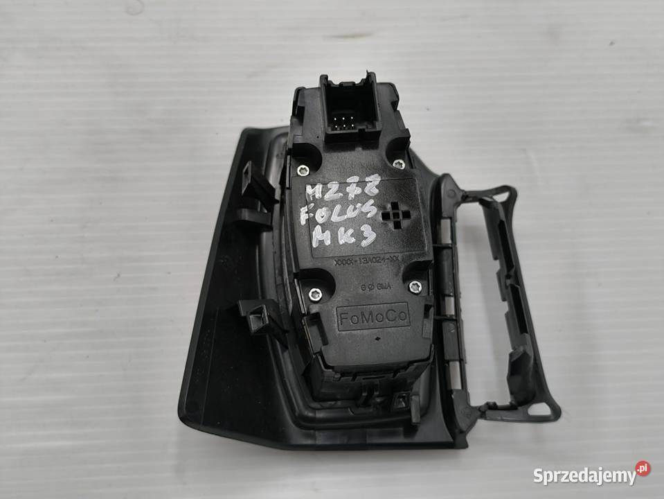 WŁACZNIK PRZEŁĄCZNIK ŚWIATEŁ FORD FOCUS MK3 LIFT osobowe