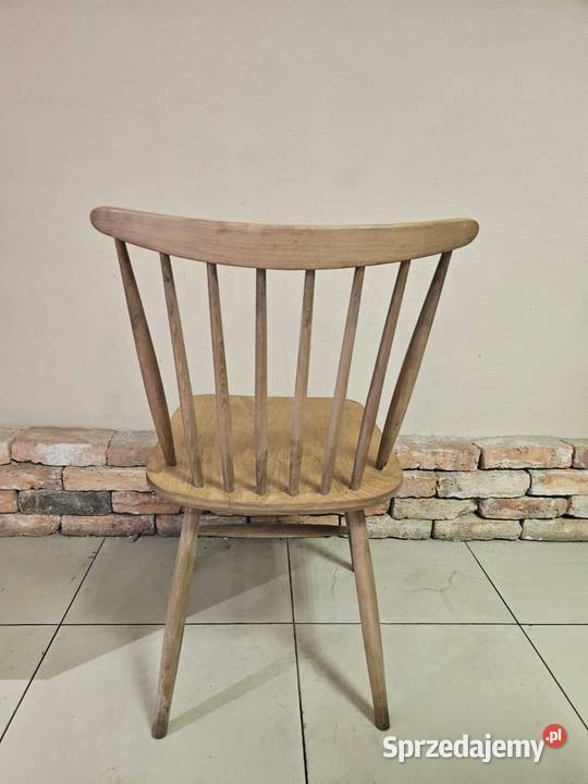 Krzesła drewniane Fameg kuchnia jadalnia salon śląskie sprzedam