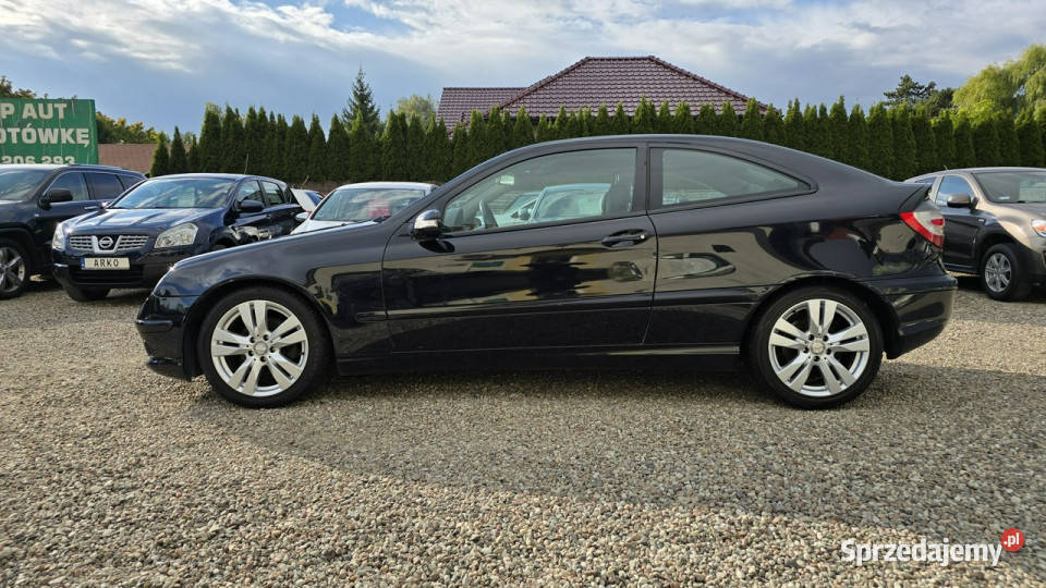 Mercedes C 200 ksenon skóry navi W203 20002007 garażowany Zieleniewo