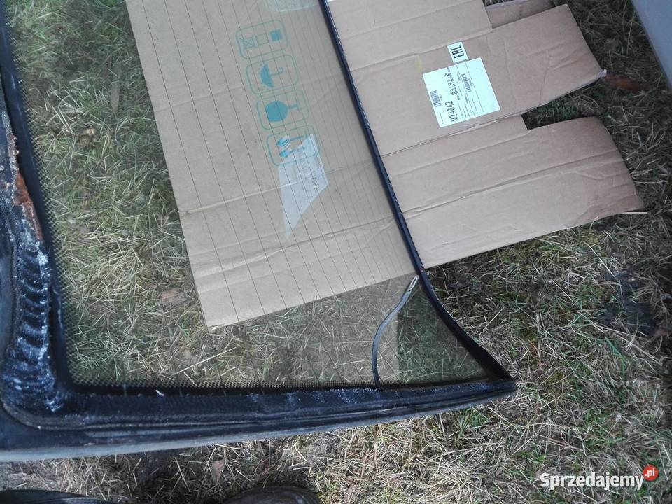 Mercedes W124 szyba tylna sedan 124 podgrzewana Skarżysko-Kamienna