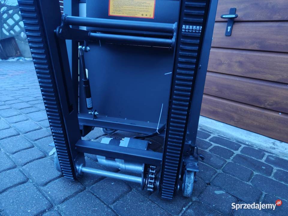 Schodołaz towarowy elektryczny 250 wózek Magazynowanie