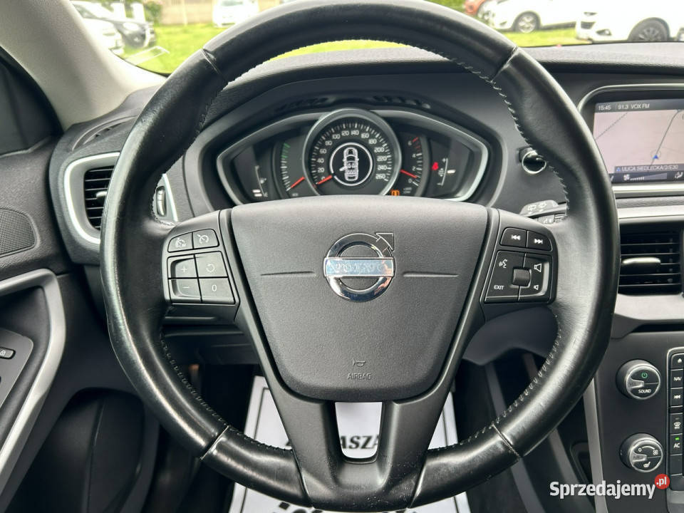 Volvo V40 5 Cylindrów D3 Momentum II 2012 tempomat