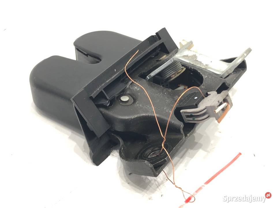 ZAMEK KLAPY TYŁ AUDI A3 8L Hatchback 9606