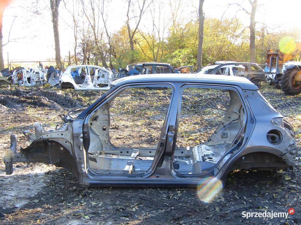 PRÓG SŁUPEK LEWY BOK ZMW SUZUKI SWIFT VI MK8