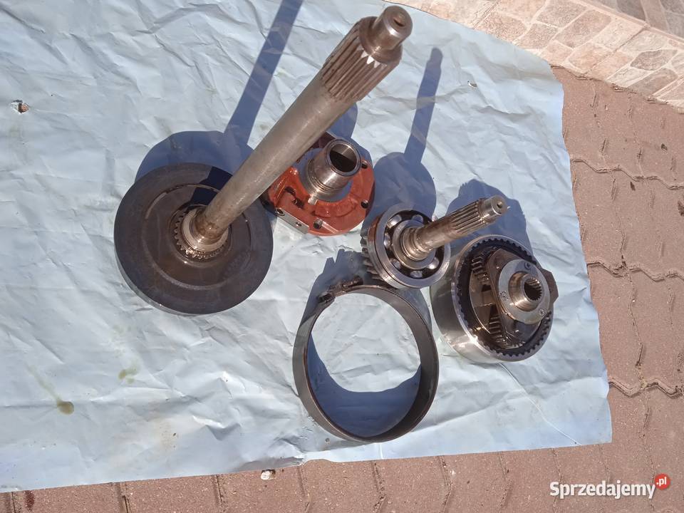 Wzmacniacz momentu żółwzając Ursus Zetor uszkodzony Lubawa