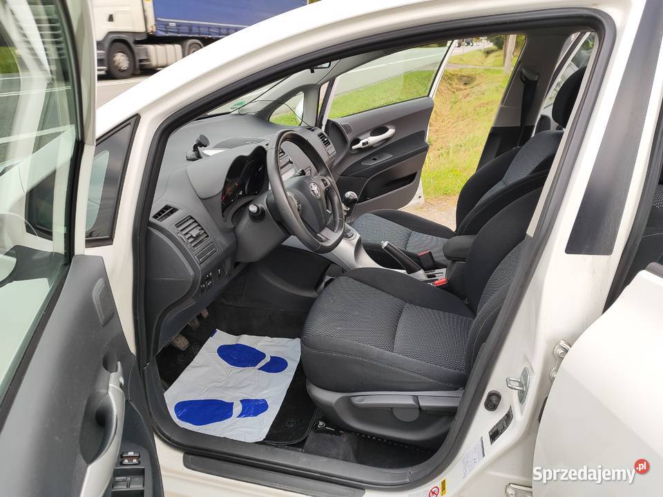 Toyota Auris 2011r Lift 16 Benz z Niemiec Rok produkcji 2011 Królewiec