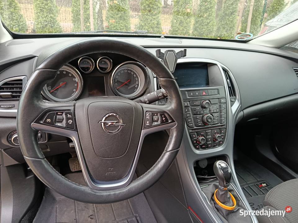 Opieka astra J 14 turbo 140 2014r 122000km śląskie