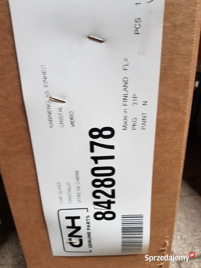 84280178 Szyba drzwi prawych ciągnik Holland CNH