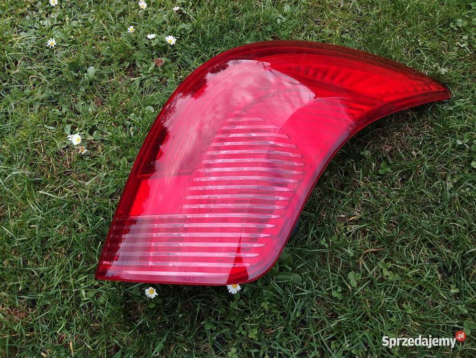 Lampa Peugeot 308SW lift prawy tył europa wkład Kamieniec