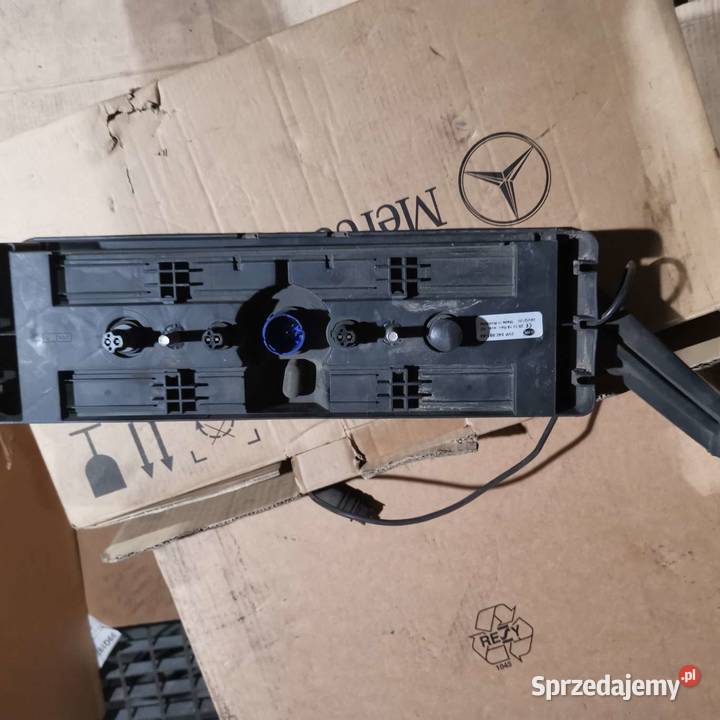 Lampa tylna diodowa 2vp34096144 Pierściec