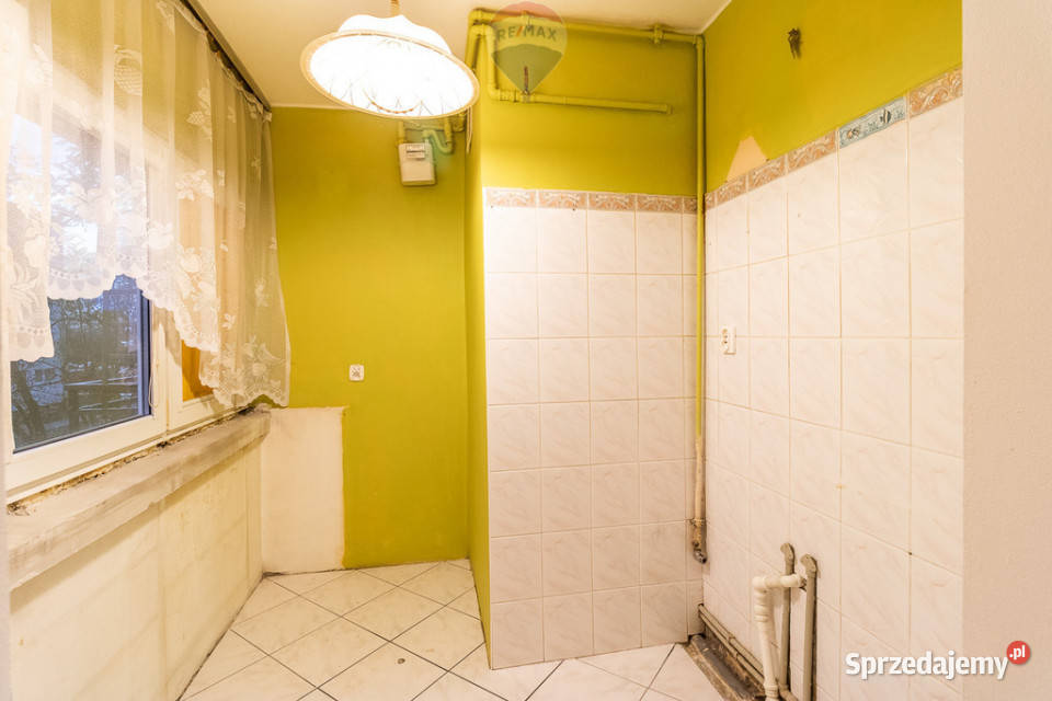 Teofilów 1 pokój 25 m do remontu 1 piętro Łódź