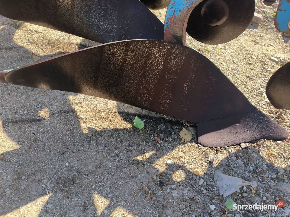 Lekki pług Fiskars 3 skibowy Overum Kverneland Korycin