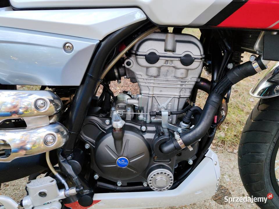 Mondial HPS 125 Cafe Racer Scrambler biały