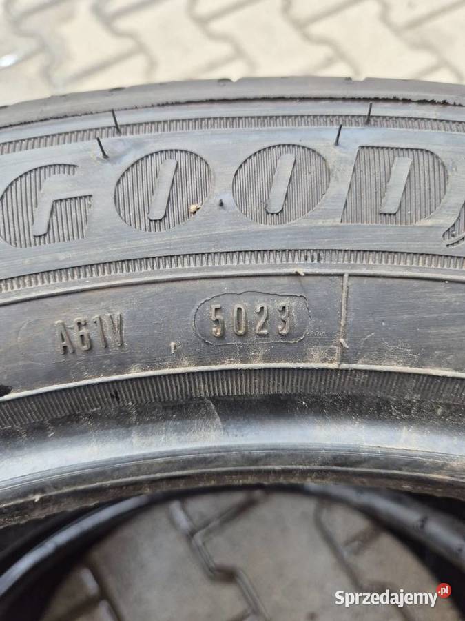 Goodyear EfficientGrip Cargo 2 23550 R19C Sobienie-Jeziory sprzedam