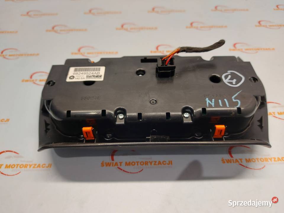 JEEP CHEROKEE V KL 15r panel klimatyzacji osobowe Kielce sprzedam