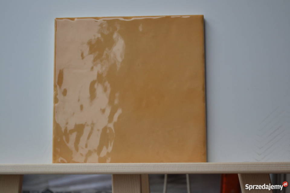 PŁYTKI GLAZURA SUN GIALLO 20X20 NOVABELL Zakopane