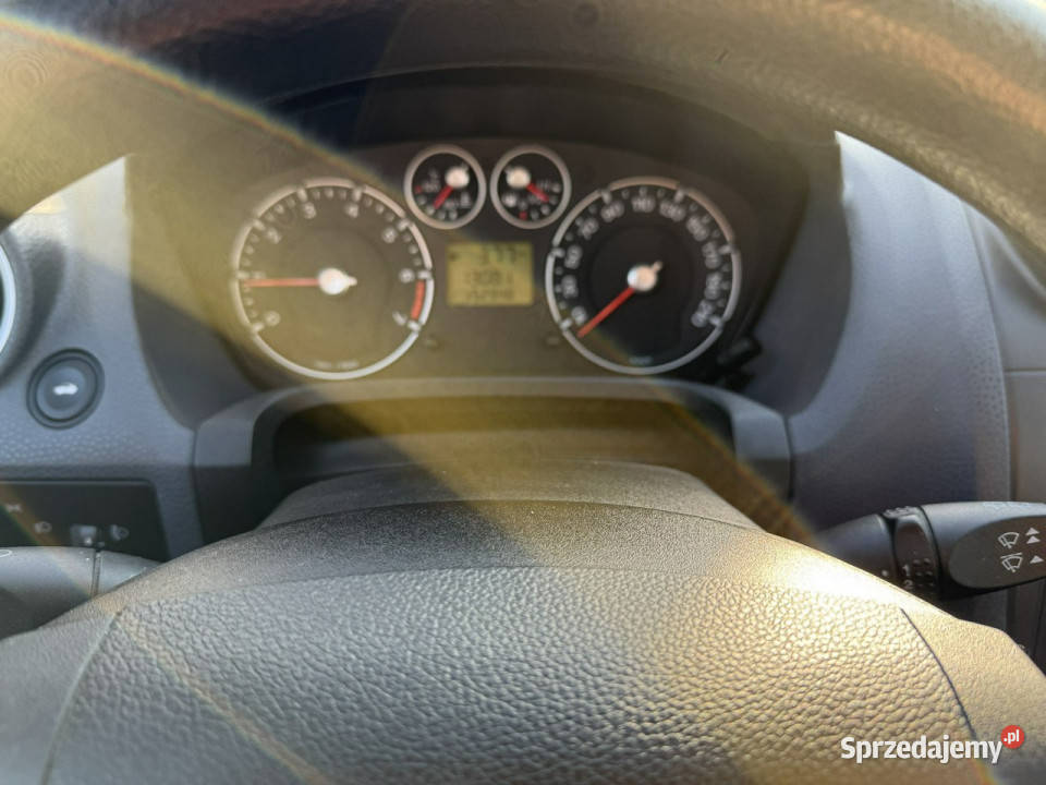 Ford Fiesta 13 benzyna zarejestrowana Mk6 Bolesławiec sprzedam