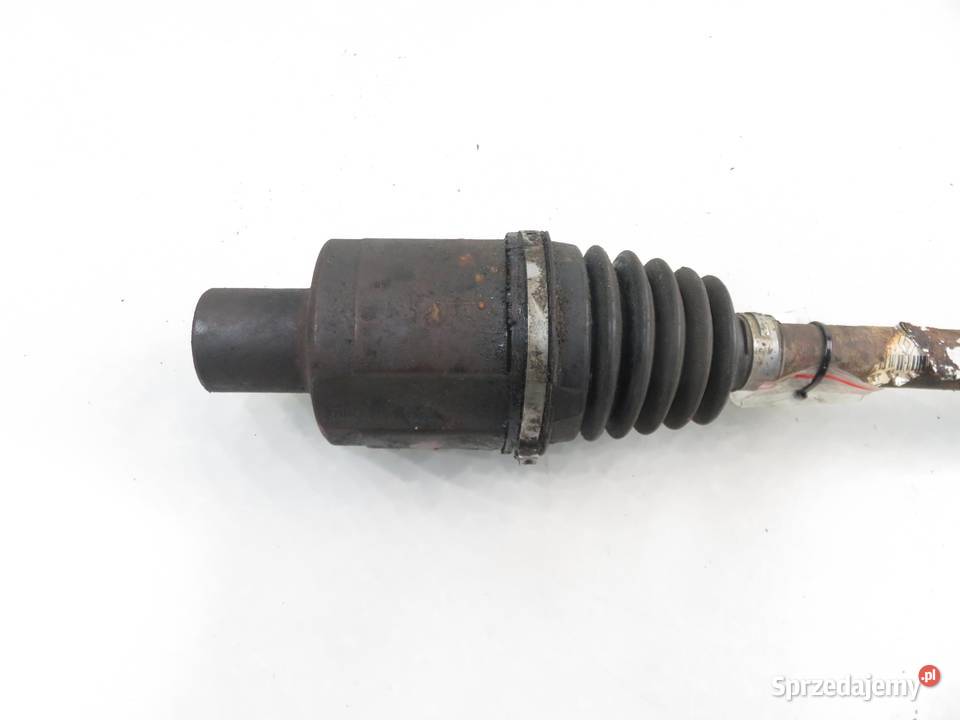 PÓŁOŚ PRAWA PRZEDNIA DACIA DUSTER 16 16V 4x4