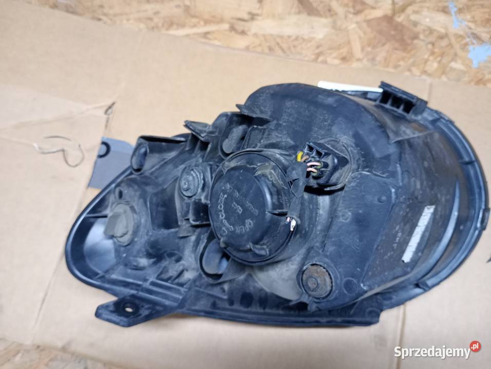 Kia Picanto I lift lampa przednia prawa prawe Strzegom