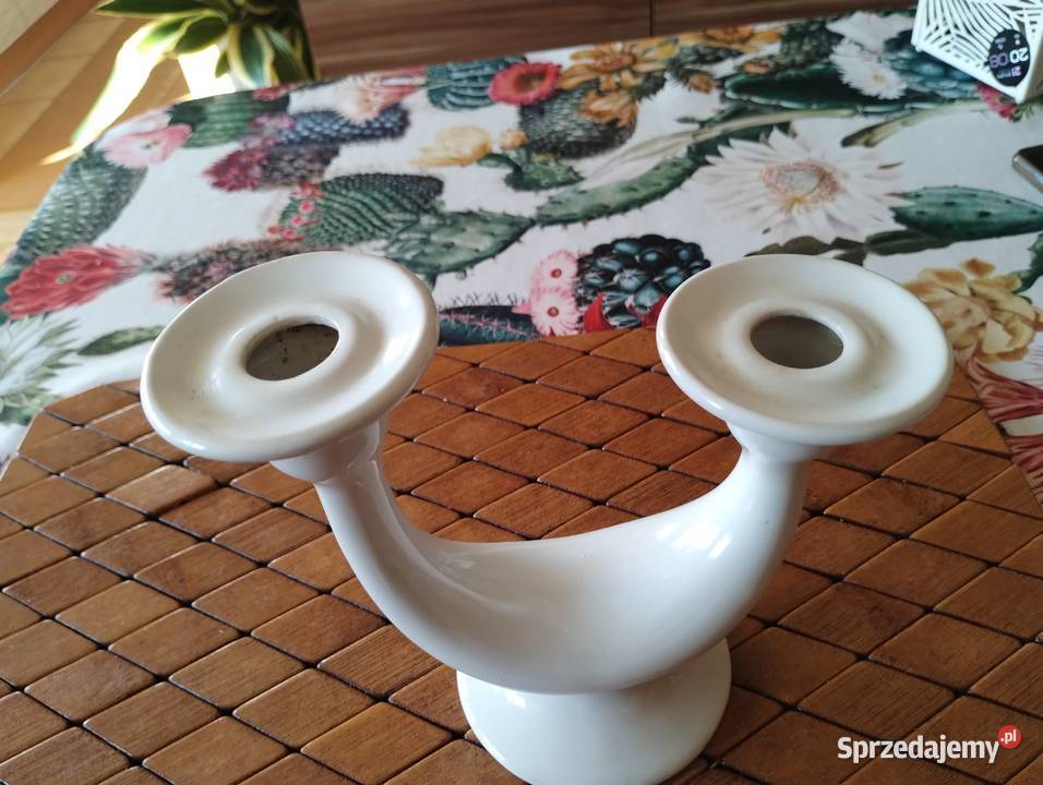 PRL świecznik porcelit Pruszków bialy Kutno