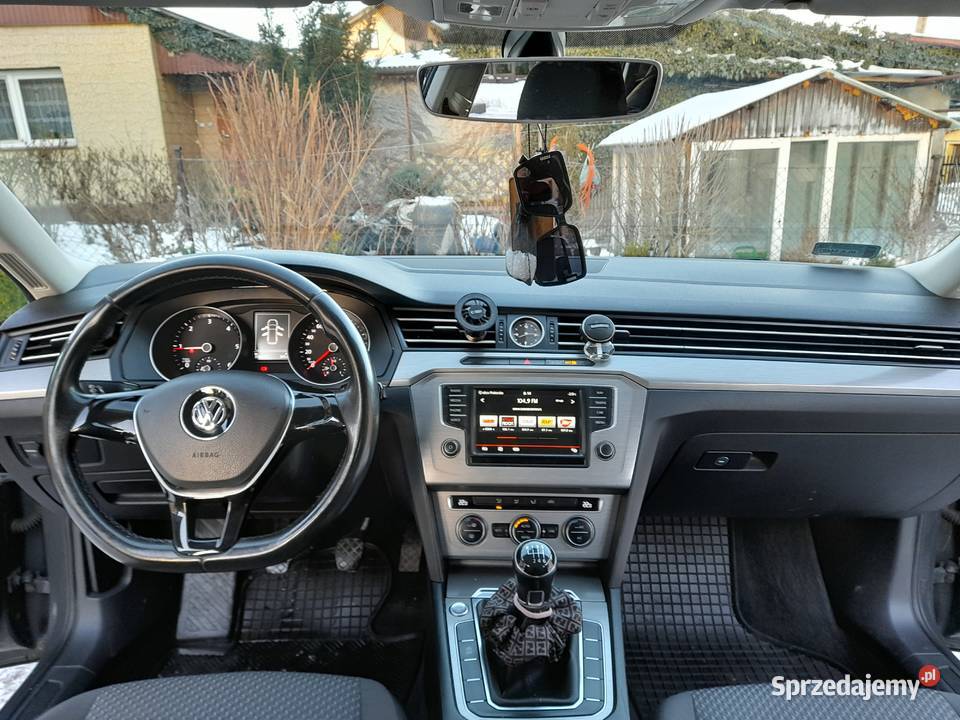 VW Passat B8 20 tdi 150 konilakier Rok produkcji 2015