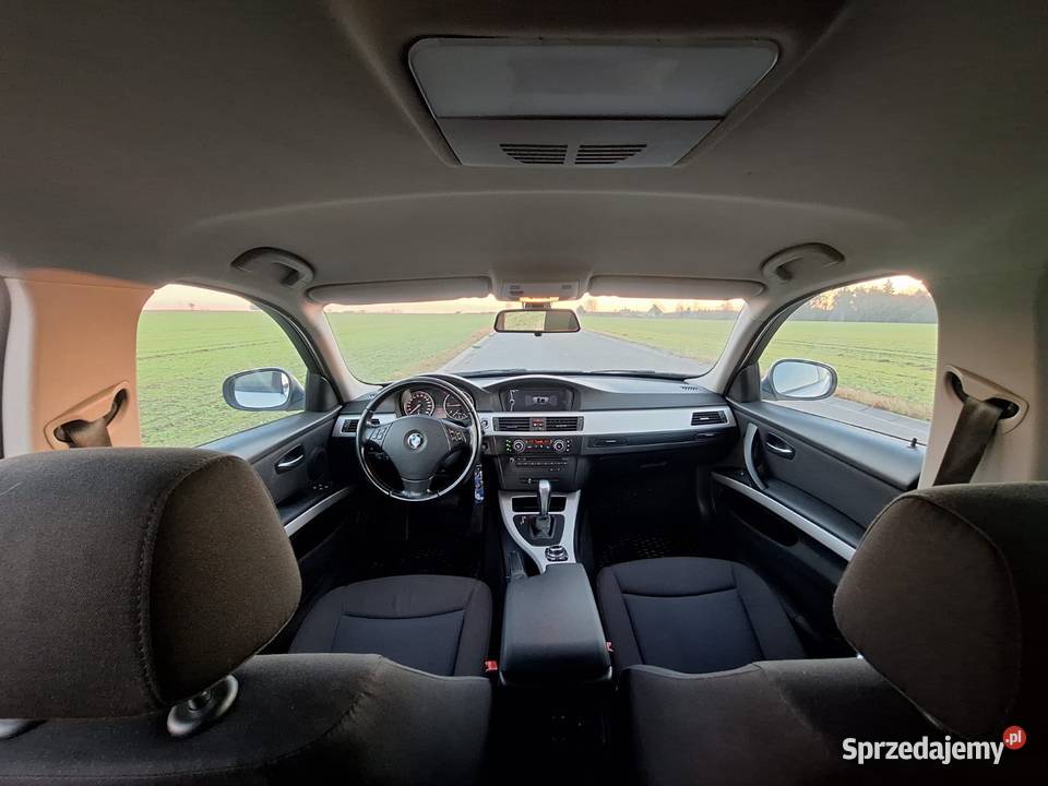 BMW E91 AUTOMAT 2010r 20D 163 automatycznyHAK światła LED Jarocin