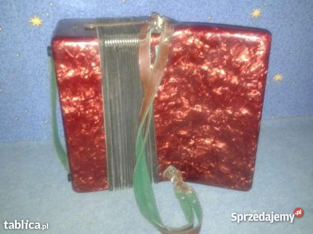 Akordeon Muza 80 basów odrestaurowany Rogów sprzedam