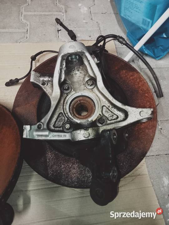 Zwrotnica lewa prawa Megane IV RS C97601 C97602 osobowe Wolsztyn sprzedam