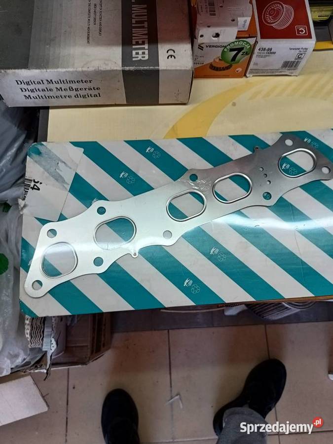 uszczelek kolektora wydechowego i turbiny honda Rok produkcji 2008