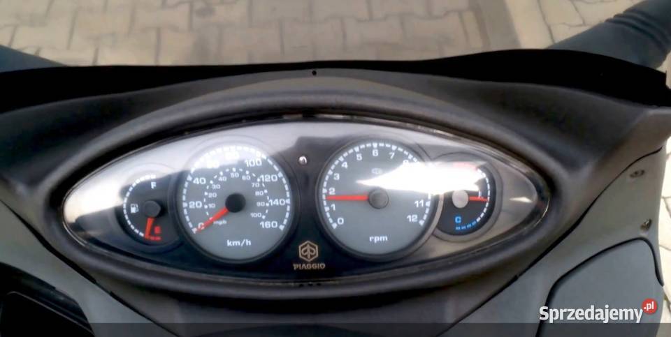 Piaggio X9 125 na katB