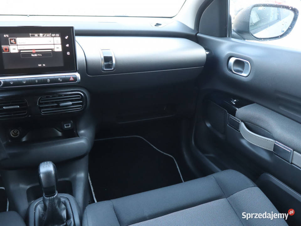 Citroen C4 Cactus 12 PureTech światła do jazdy dziennej Katowice