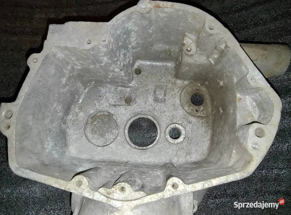 Karter obudowa skrzyni biegów że wstecznym Leszno